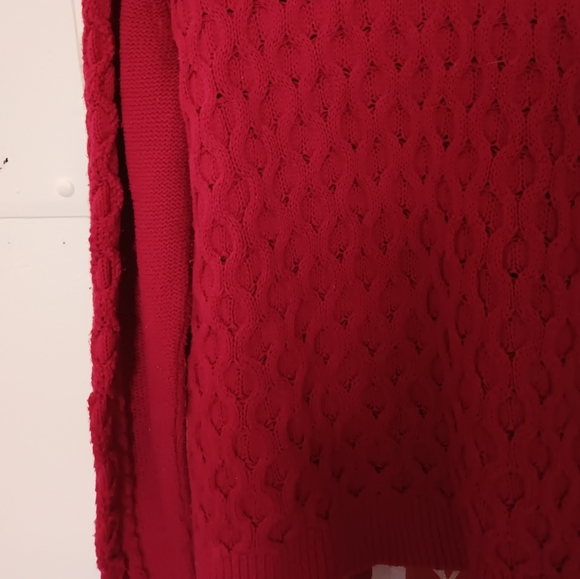 Red knit "Bass" Brand Sweater - Picture 6 of 6